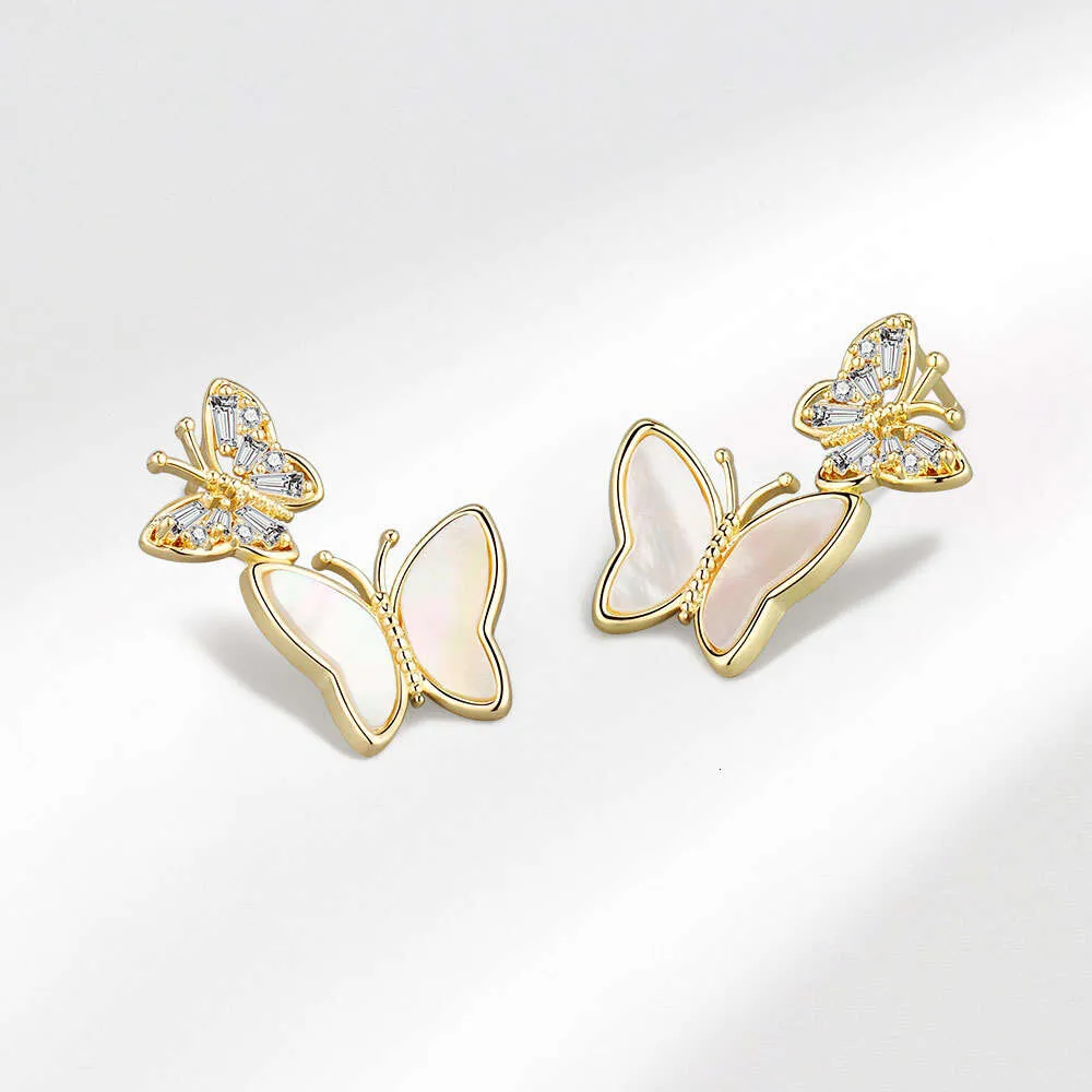 Koreansk version Populärt Internet Kändis Temperament Butterfly Shell French Sweet Style Natural Fritillaria Zirconium Stone örhängen smycken