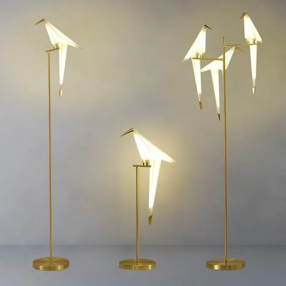 Nordisk fågelgolvlampa kreativ akryl tusen papper kranar stativ golvlampa för heminredning guld för vardagsrum stående238z