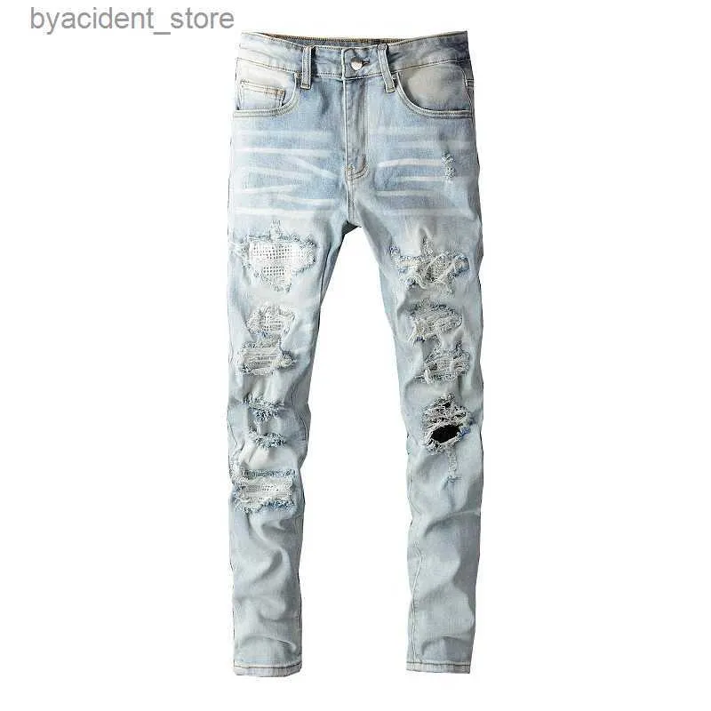 Мужские джинсы, мужские рваные лоскутные джинсы с кристаллами, уличная одежда, светло-голубые джинсовые узкие узкие брюки-карандаш, брюки L240313