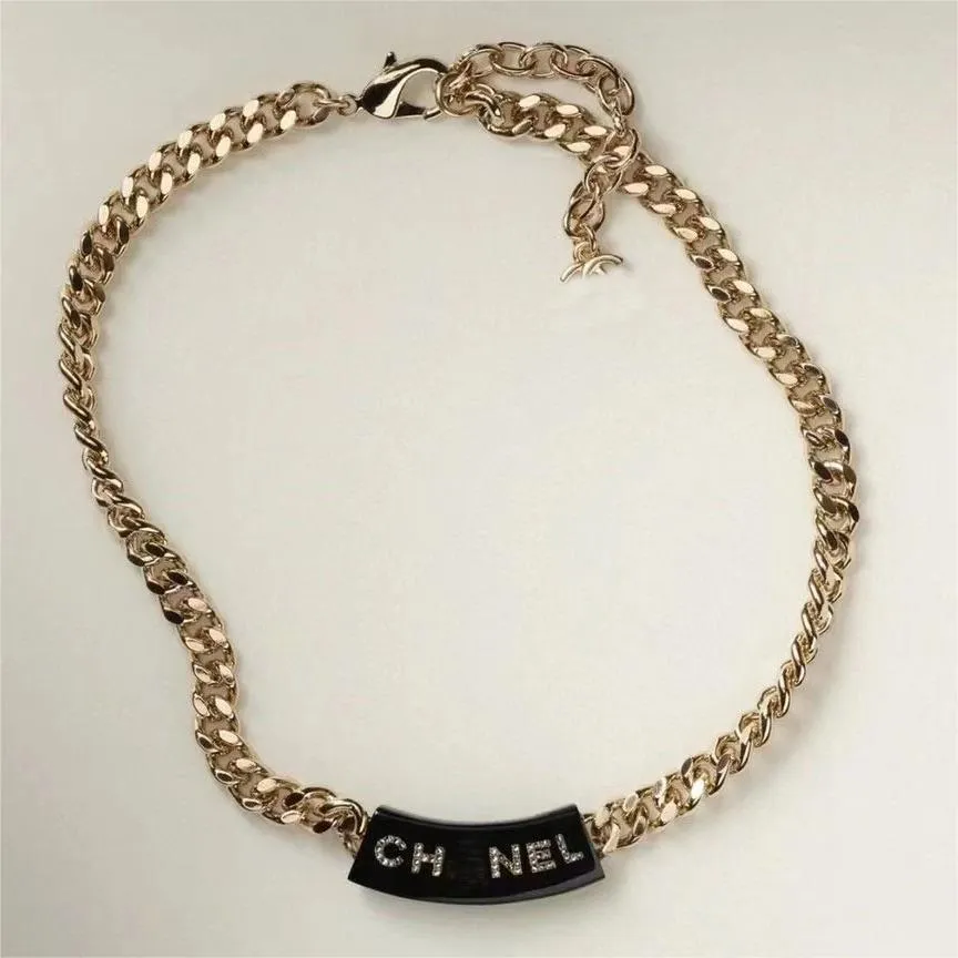 18K or luxe c lettres collier marin lune bijoux de créateur pour les femmes ont moissanite chaîne à maillons cubains tour de cou femme trèfle lettre pendentif colliers