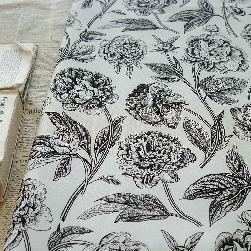 布地の黒と白の大きな花ジャクアードブロケード生地レトロエレガントなドレスハンドバッグ装飾的な縫製布地