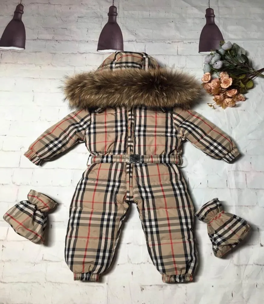 Winter New born Baby Clothes 90 duck039s Down Jacket Baby Boys Girls Thickening Jumpsuits with Real Fur Kids Snow Suit6530619