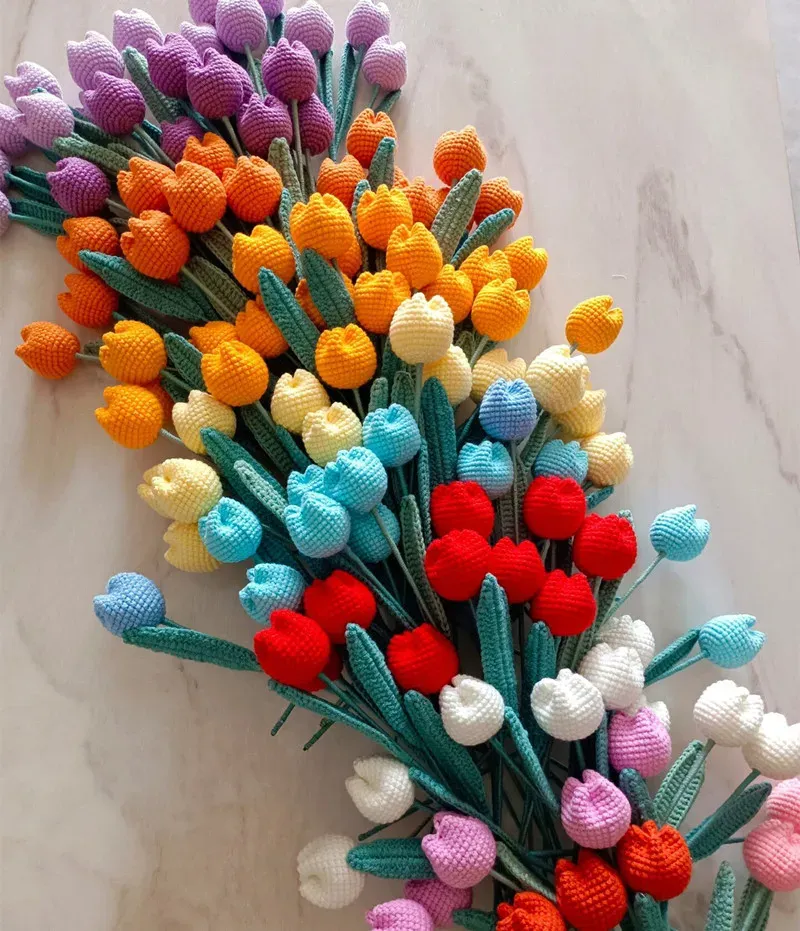 Tricoter 10pcs Bouquet de tulipe à main