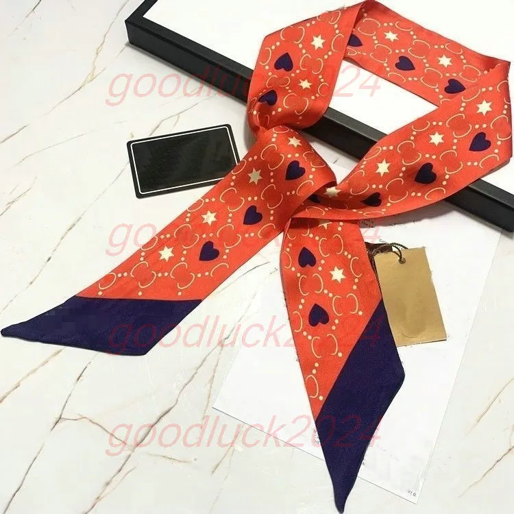 2024 Nya bin Flora Slåsande G Horsebites Tryck Silk Neck Bow Scarf Headband Luxury Brands G Women Silk Scraves Toppklass Skaliga halsdukar Hårband Silk 11