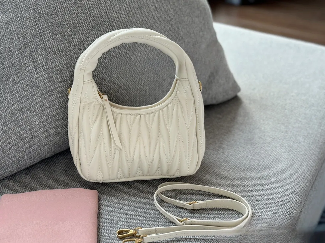 Hobo vivid crossbody sale