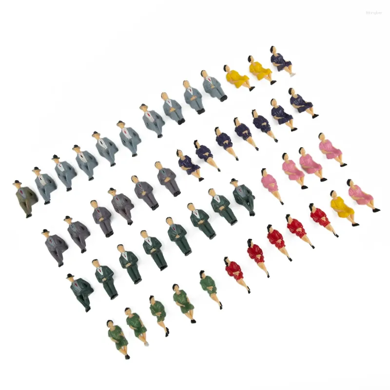 Decorazioni da giardino Marca Figure sedute Modello Persone dipinte in plastica 1:32 50 pezzi Decorazione fai da te in miniatura umana