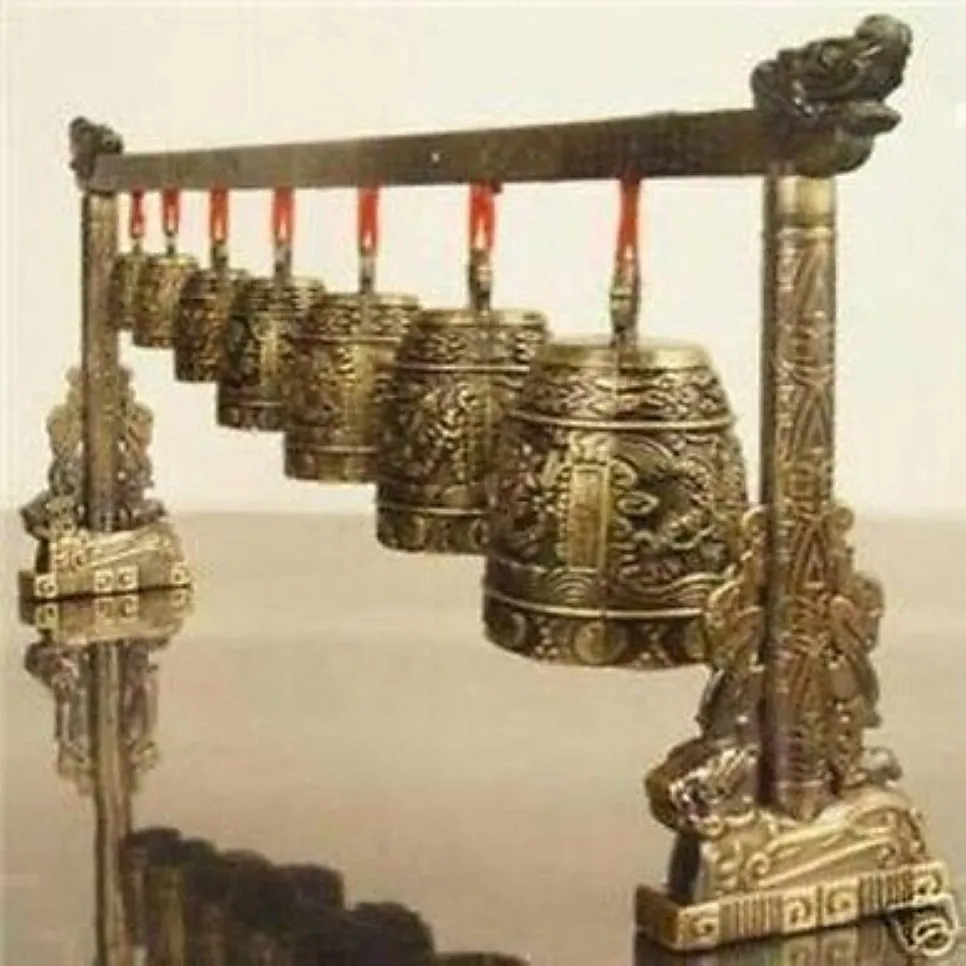 Gong da meditazione economico con 7 campane decorate con decorazione della statua di strumento musicale cinese con design a drago281h
