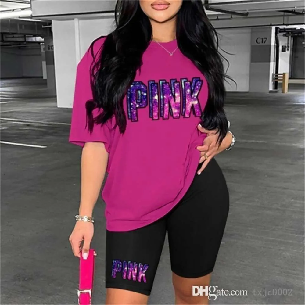 Kvinnliga spårningsdräkter Två stycken Set Designer 2024 Nya mode Casual Summer Outfits Contrast Sport Round Neck Printed Short Sleeve Hip Lifting Shorts