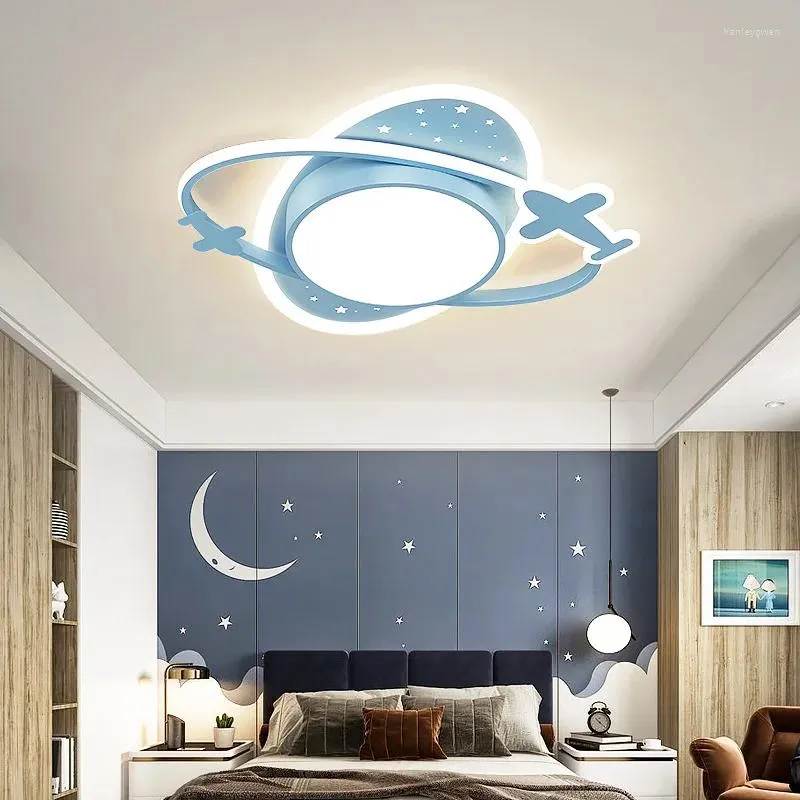 Plafoniere Spazio Cielo stellato Modello Luce per bambini Camera da letto carina e calda Illuminazione a LED Lampade per aerei planetari