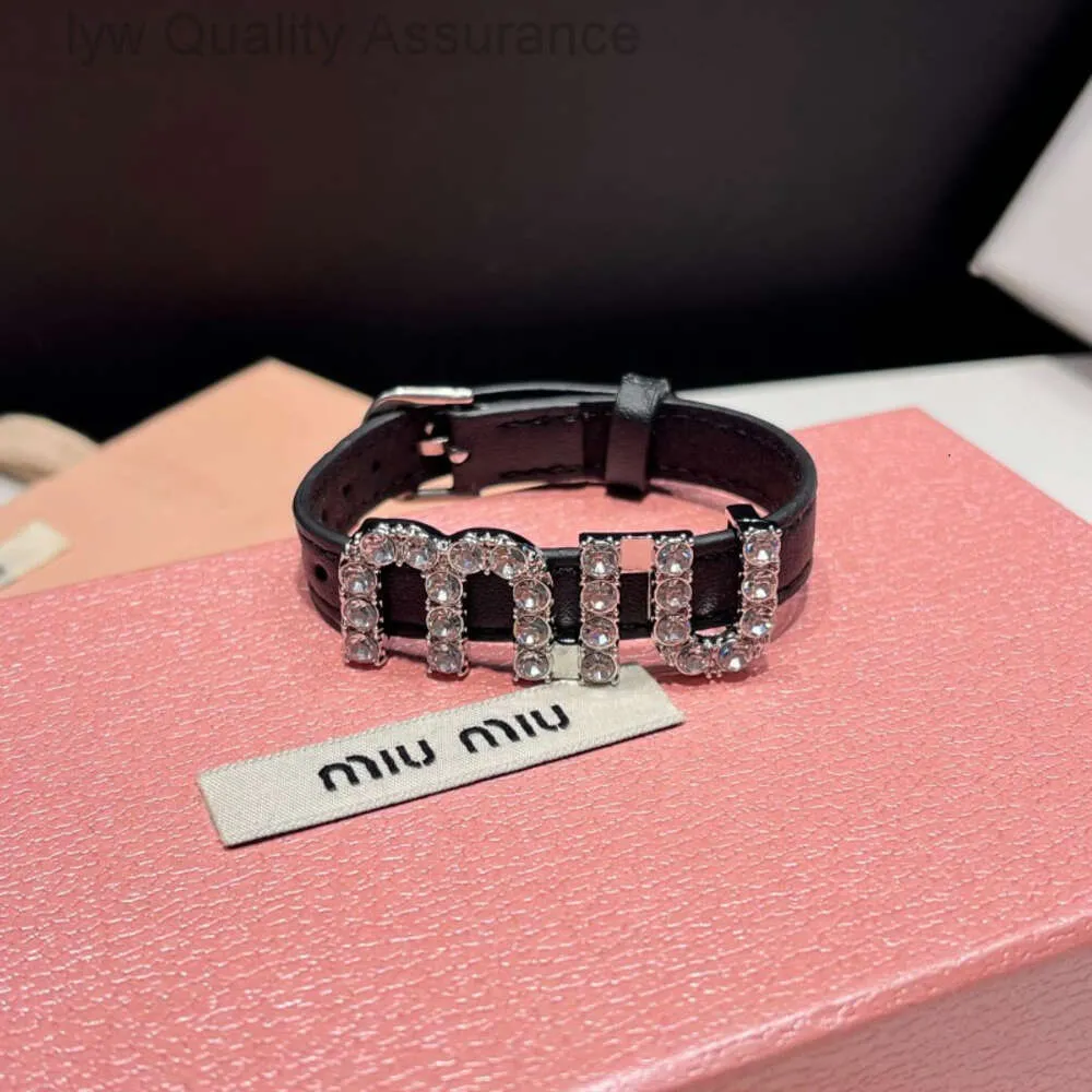 DHgate.com:Designer Miu Home Original Replica 1:1 Bracelet