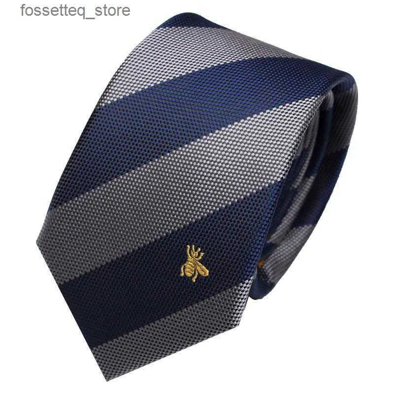 Neck Ties Wedding designer necktie bees stripe pattern mens ties suit dress shirts use durable soft comfortable colorful silk popular accessories luxury tie womens