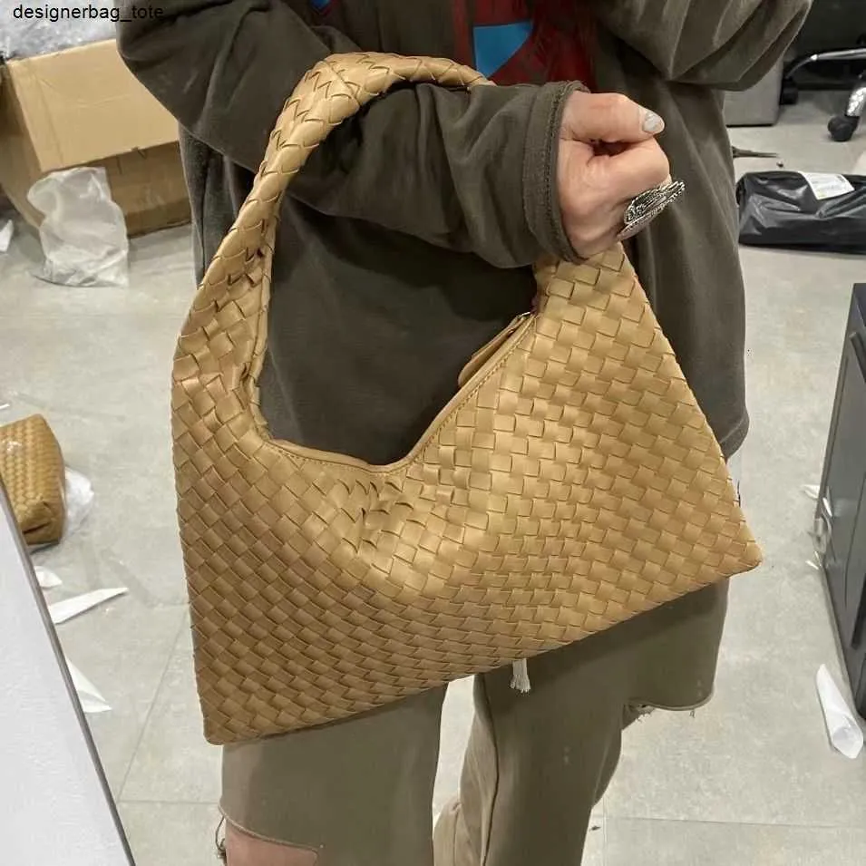 Designers designed soft leather underarm 2024 large and new bag tote bag with a large capacity of hand woven shoulder for women