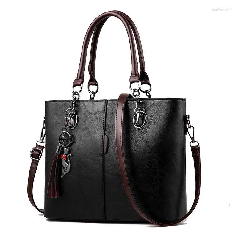 Kvällspåsar lyxiga handväskor Kvinnor Designer Big 2024 för solid axelväska läder handväska säck bolsa feminina