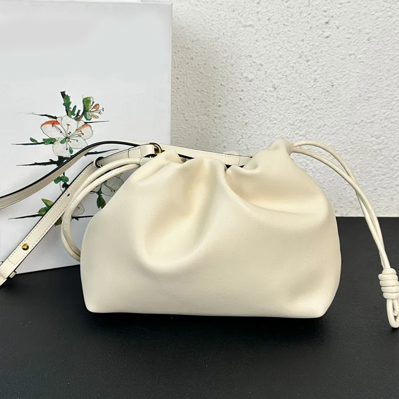 Drawstring Lucky Bag Cloud Bag Genuine Leather Women Shoulder Bags Designer Handbag Plain Cowhide Removable Shoulder Strap String Hand Purse High Quality