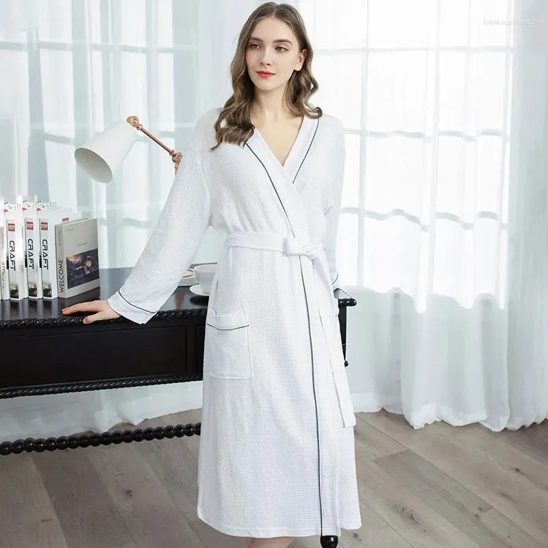 Vêtements de nuit pour femmes printemps automne doux confortable vêtements de détente japonais peignoir Long pyjamas Couple mince gaufre absorbant Yukata