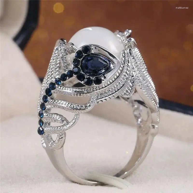 Bagues de cluster Mode Rétro Lady Moonstone Bague Bleu Zircon Creative Fleur Taille 6-10