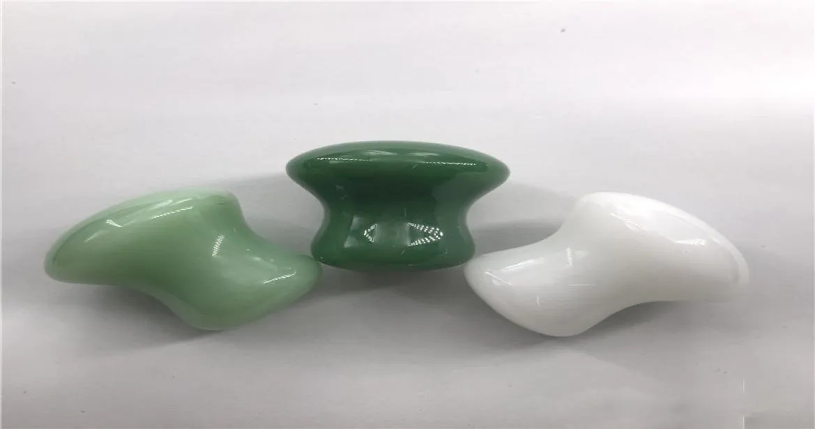 Naturalny Jade Grzyb Kształt Aventurine Jade Guasha Stone Massage Board Scraper Chin Eye Masager Rocks6942460