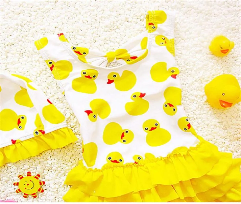 18 Years Old Kids Swimsuit For Girls Lovely Yellow Duck Bathing Suit Children Swimsuit Princess One Piece Swimwear Swimming Cap276217507