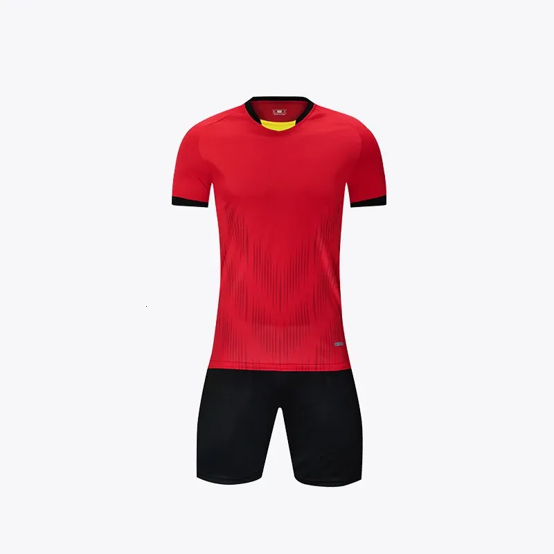 Hızlı Derleme Futbol Takım Tshirt Özel Baskılı Team Tekdüzen Kalite Tayland Jersey 2324 240228