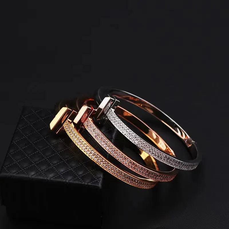 unisex armband 18k gulddesigner smycken 3Kolera guld silver armband älskare armband estetiskt alfabet armband smycken lyxiga gåvor set box