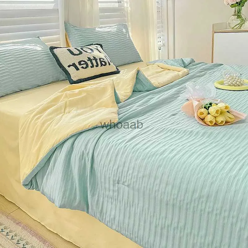 Dekbedsets Koreaanse stijl seersucker gewassen katoenen zomerdekbed Vierdelige set Blote slaapdekbed Zomerdeken Luchtbare hoes YQ240313