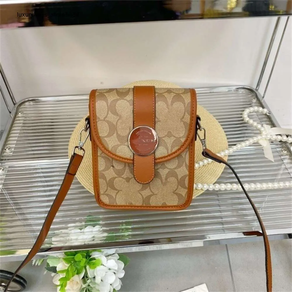 Дешевая оптовая скидка 50% на новые дизайнерские сумки Dign Bag New High End из плюша из мягкой кожи и модного плеча