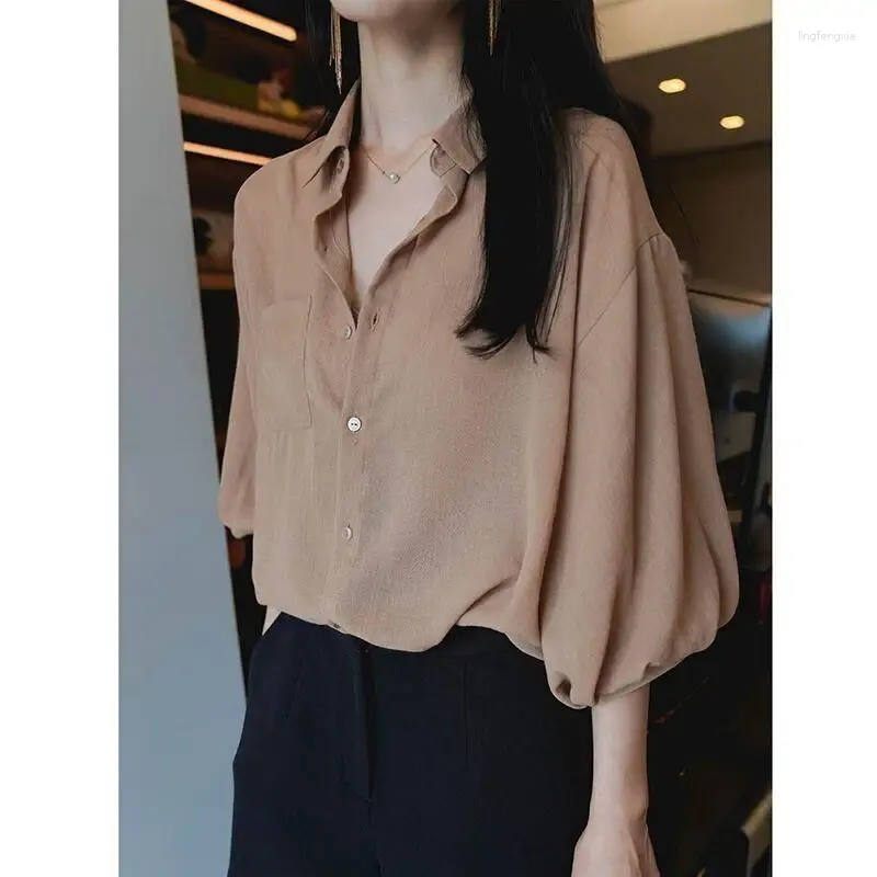 Женские блузки, лето 2024, корейская версия, рубашка с коротким рукавом, шифоновый топ-фонарь, свободные однотонные женские топы в стиле ретро