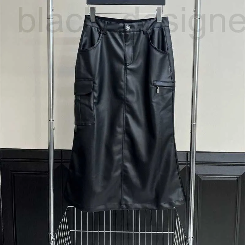 Two Piece Dress designer 24 Early Spring New Nanyou Miu Style Versatile Slim Wrap Hip Letter Button High Waist Mid length Leather Skirt 2ZKK