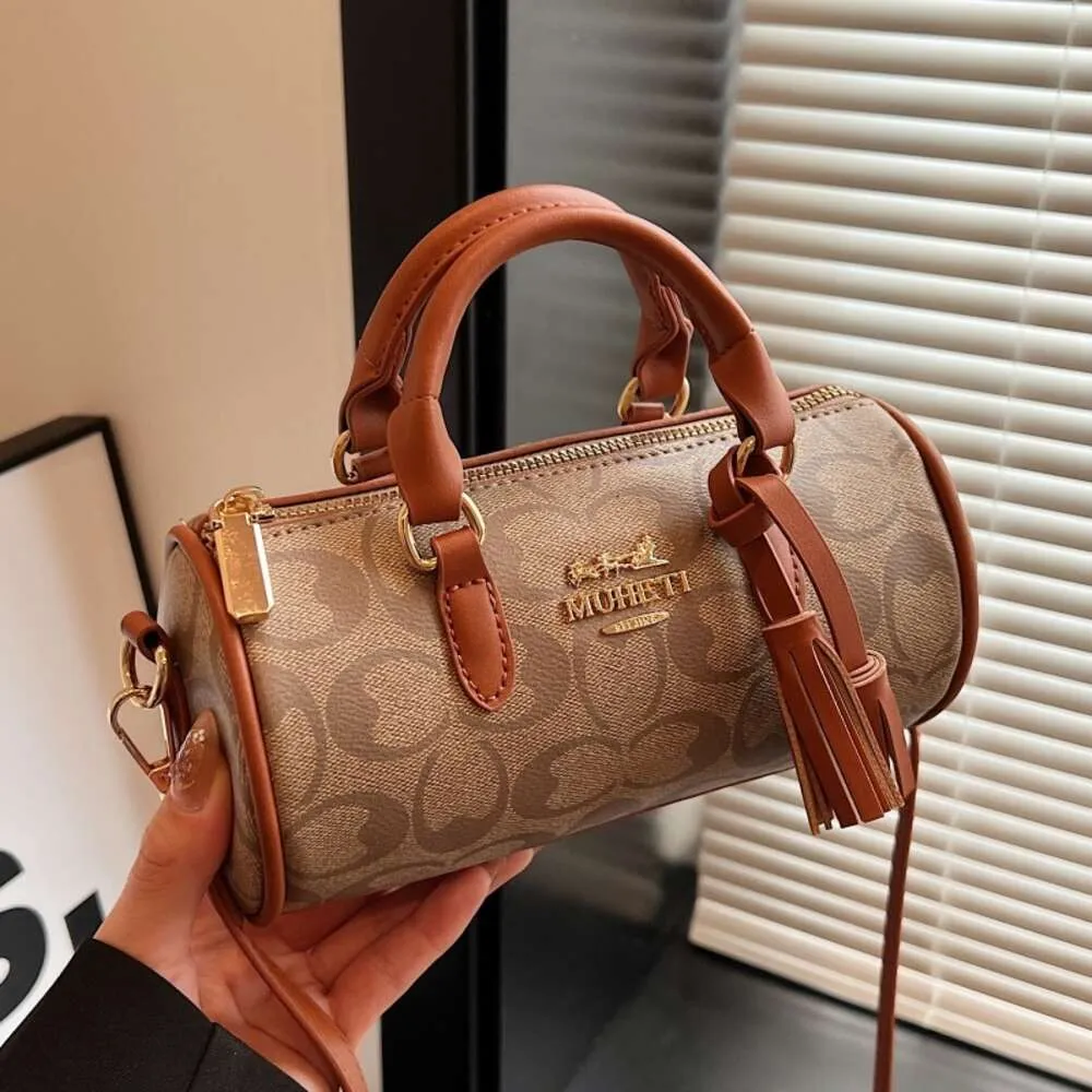 Designer Bags Are 90 Off Cheaper High End Feeling Handbag for Womens New Fashionable Boston Bag 2024 Spring Niche Crossbody