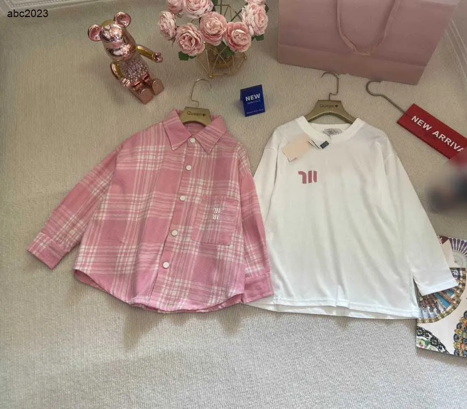 Classici Camicia per bambini Baby Autunno Set in due pezzi Taglia 110-170 CM Camicette per ragazze Abiti firmati per bambini Camicia rosa carina e pullover base 24Mar