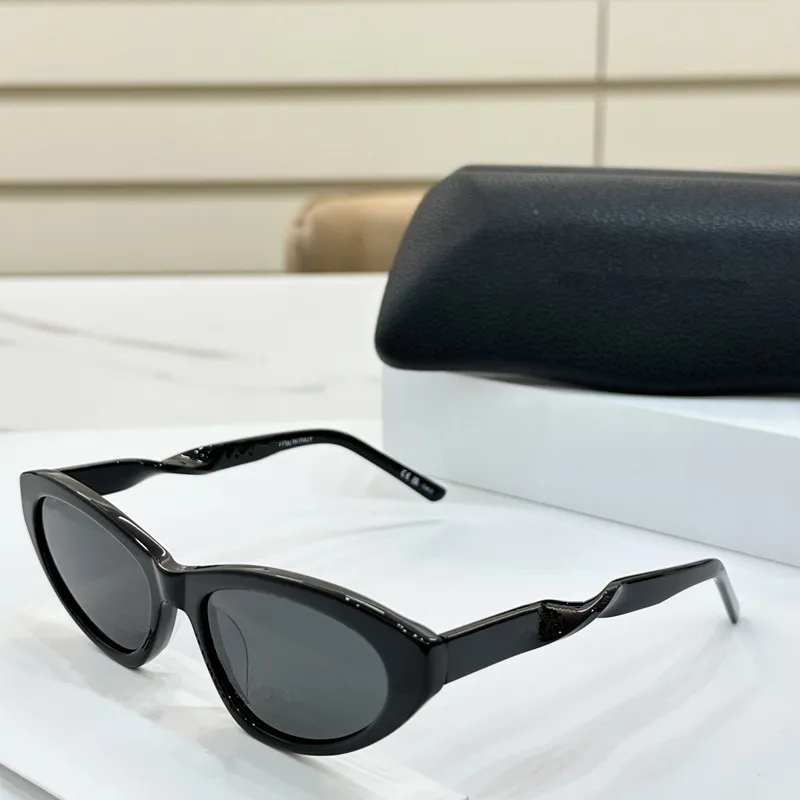 Celebryty mody małe okulary przeciwsłoneczne Cateye Uv400 modne unisex o207s 54-17-140 Indywidualne skręcone design lekkie octany spolaryzowane gogle fulset pudełko obudowy