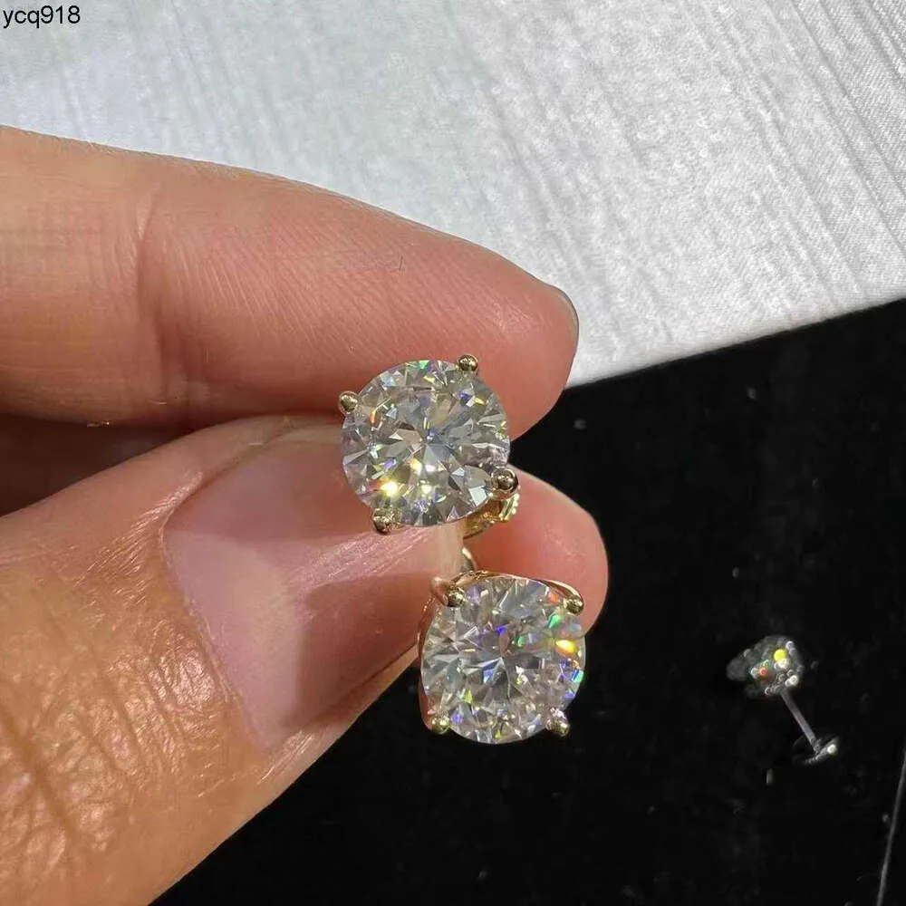 2CT 10K żółte kolce jedna para Bolenning Moissanite dostosowany