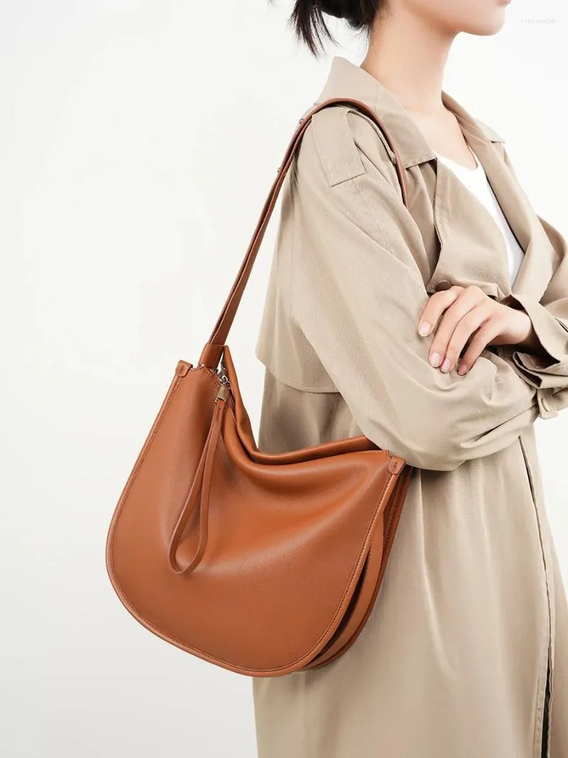 Bolsa macia de couro genuíno feminina commuter grande capacidade minimalista confortável bolsa de ombro crossbody