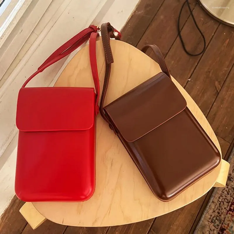 Väska kvinnor enkla crossbody pu läder vintage sele justerbar rem fast färg kvinnlig utomhus datering