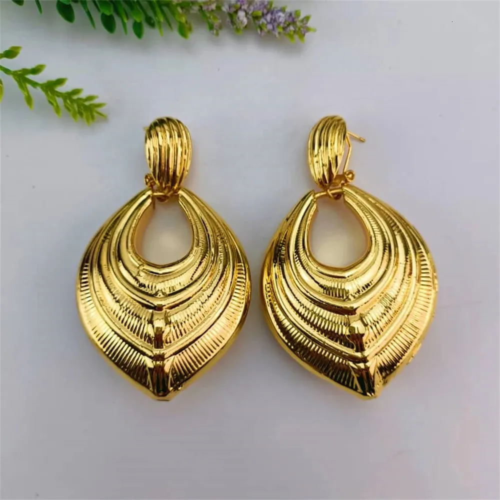 EMMA Sell Italian Gold Color Earring Geometric Statement Big Drop Female Oversize Bold Jewelry Accessory 240305