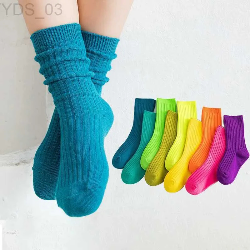 Barnstrumpor 3 par/Lot Children Socks Spring Summer Japanese Style Barn Socks Candy Color Boys and Girls Mid-tube Socks YQ240314