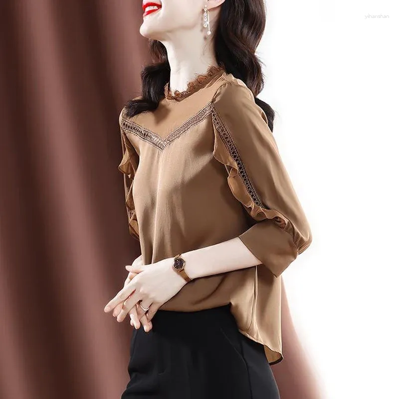 Blouses Femmes Haute Qualité Élégant Mode Chic Dentelle Creux À Volants Bureau Dame En Mousseline De Soie Chemise Femmes Coréen Solide Lâche Blouse Top Blusas