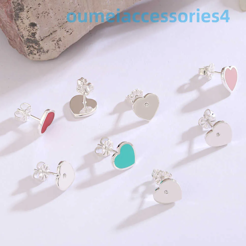 2024 Jewelry Designer Brand Stud Di Earstuds Boutique Valentines Day Gift Heart Shaped Drop Glue Enamel Simple Earrings