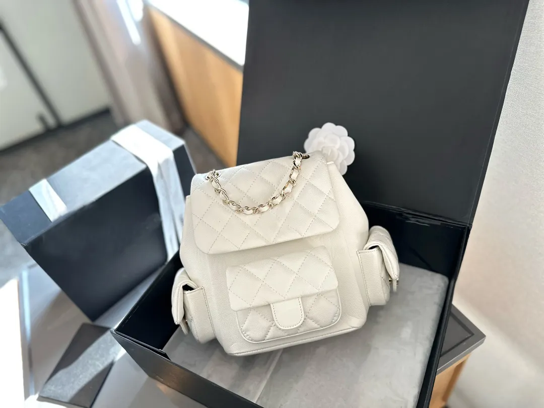 Mochila com padrão de diamante de caviar de couro macio de grande capacidade Bolsas de luxo da moda de alta qualidade Bolsa pequena mochila para mulheres Mochila para mulheres Bolsa de ombro