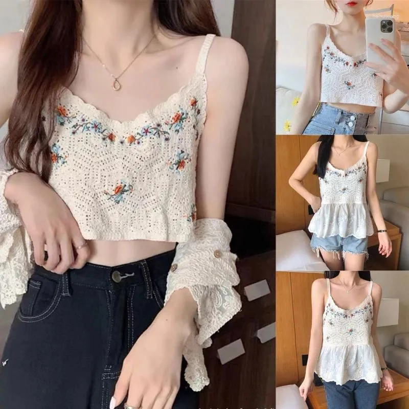 Women's Tanks Charming Crochet Crop Sling Tops Summer Camisole Embroidery Openwork Knit For Tank Ins Korean Beachwer Girl