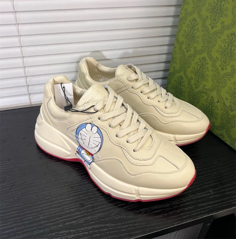 Femmes Hommes Classique Casual Baskets Mode Luxe Designer Imprimer Floral Lettre Fraise Chaussures De Course Semelle Épaisse Véritable Cuir Sport Baskets Chaussures