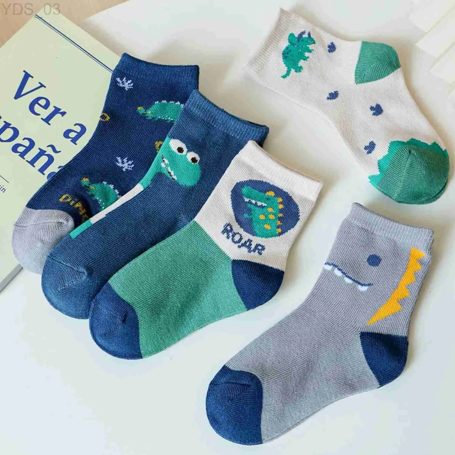 Chaussettes pour enfants 5 paires chaussettes garçon 1-12Y enfants printemps été automne mignon confortable mi-longueur YQ240314