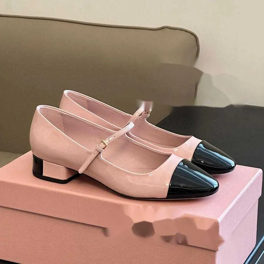 patent leather heels Mary Jane pumps Round toe buckle strap low-heel Dress shoes Luxury designer shoes sandals Office Dinner shoes Factory footwear