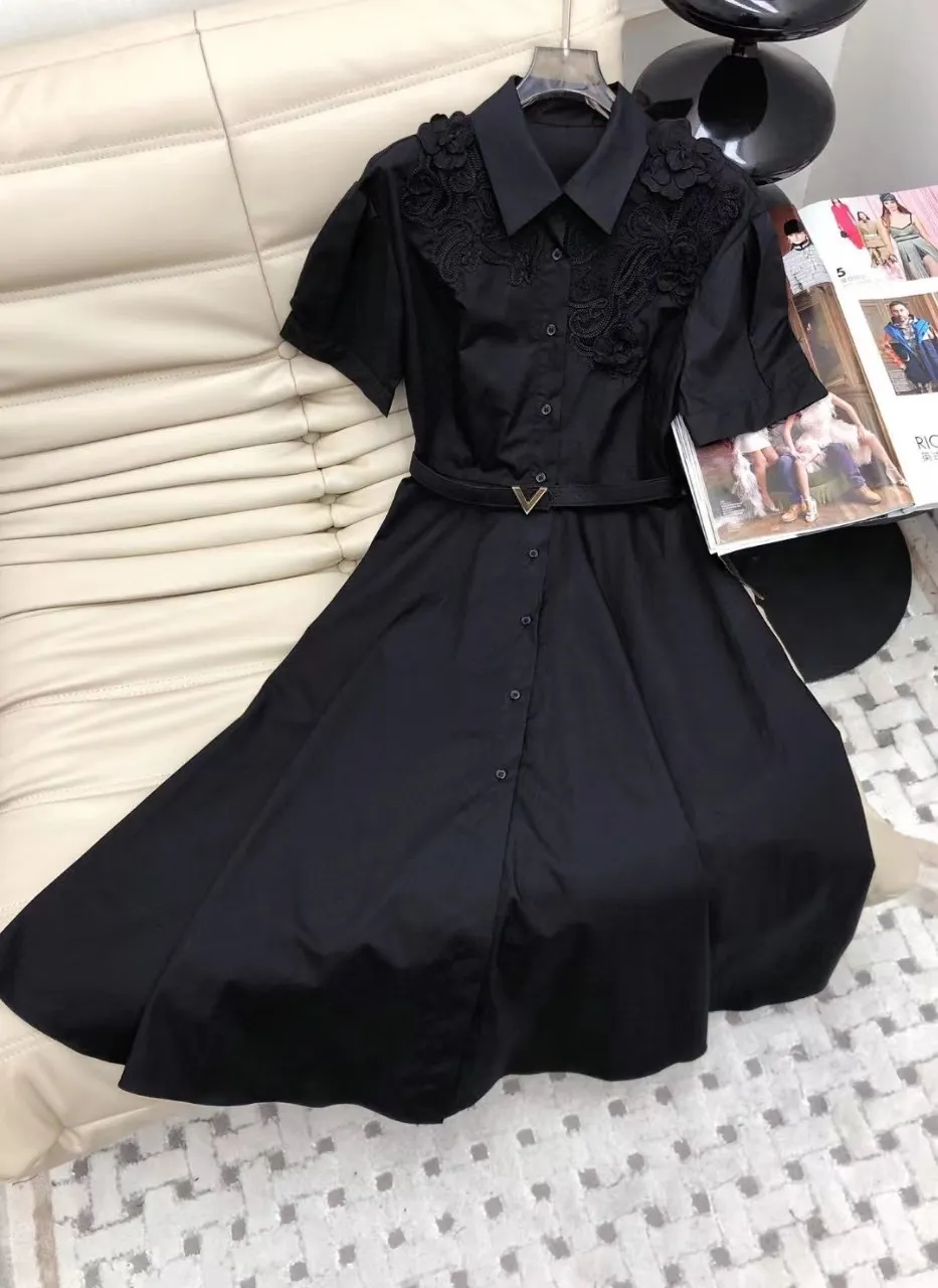 2024 Black/white Spring Short Sleeves Lapel Neck Hollow Out Embroidery Belt Women Dress Designer High End Womens Runway Dress 31418