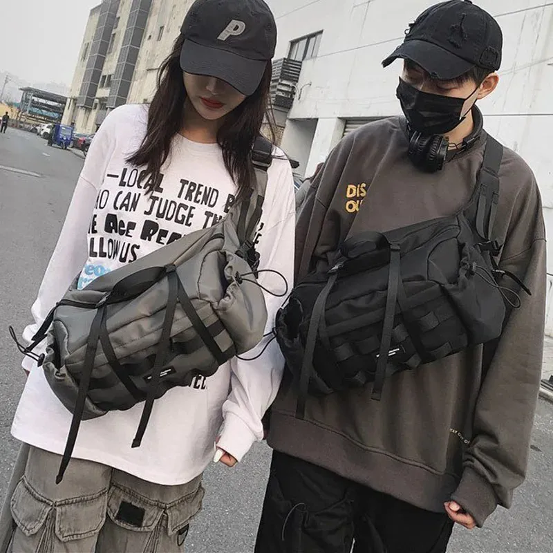 Street Trend Paquete de pecho Bolsa de hombro Funcional Nylon Bolsas cruzadas Unisex Al aire libre Hip hop Moda Paquetes de cintura Paquete de teléfono 240308