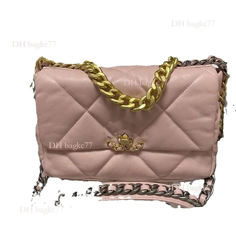 24SS Pink Designer Bag Chain Shoulder Tote Purse Women CC Leather Evening Makeup Crossbody Bags Handbag Classic 19 Flap Totes Clutch Wallet 26cm/30cm