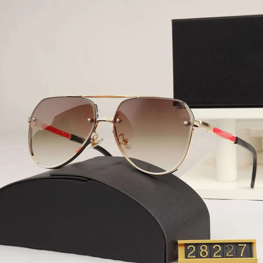 солнцезащитные очки для женщин, дизайнер для мужчин 23 Pu Jia, классические солнцезащитные очки, металлическая жаба, зеркальный стиль, модные и модные, универсальные 72282 с коробкой