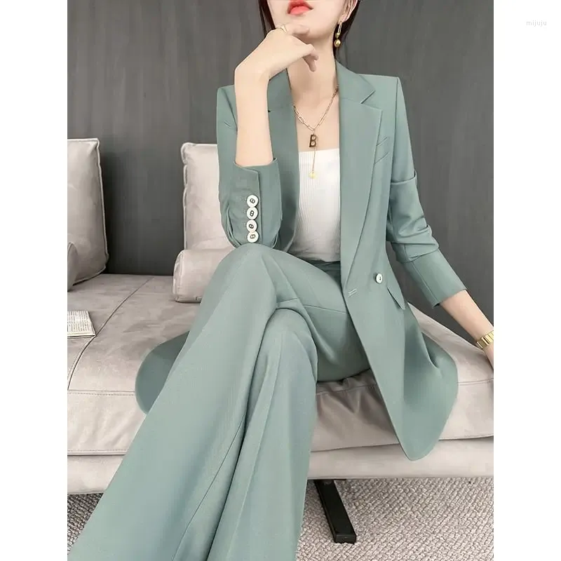 Damen Zweiteilige Hosen 2024 Design Sense Pendelanzug Zweiteiliges Set Hosenanzüge Damen Kleidung Sets Mode Eleganter dünner Stil