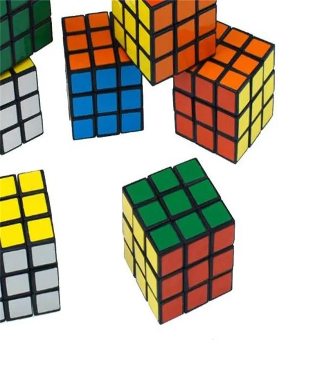 Cubo puzzle di piccole dimensioni 3 cm Mini cubi magici Gioco Apprendimento Giochi educativi Buon regalo Giocattolo giocattoli per bambini 1081 V23783560