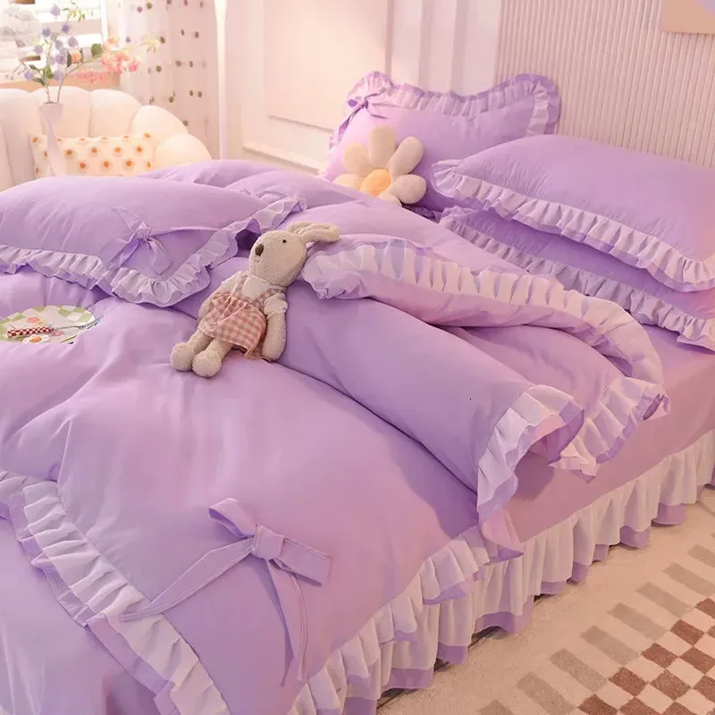 Set di biancheria da letto viola Kawaii Seersucker Lenzuolo Federa Fashion Girl Princess Copripiumino 4 pezzi Carino Decorazione della casa 240306